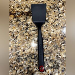 Farberware 12" Short TURNER Black Nylon Convenient Hang-Hole Non-Scratch 5211660